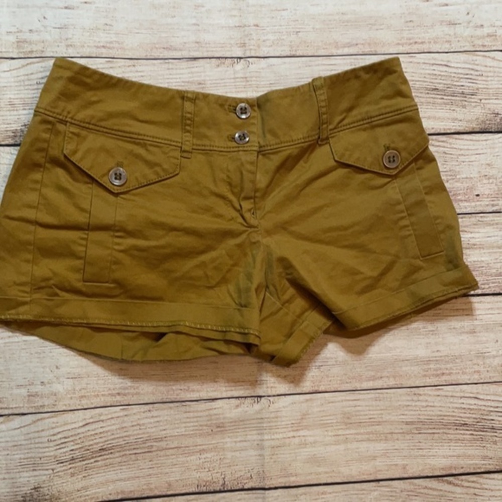 Women’s NY and Co Khaki Shorts size 0